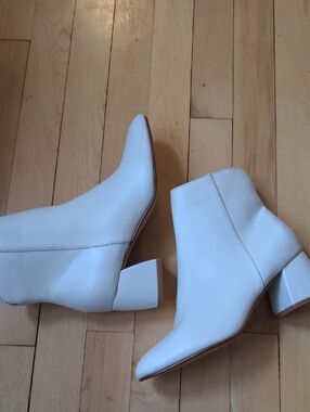 Women's White Leather Ankle Boots with Block Heel